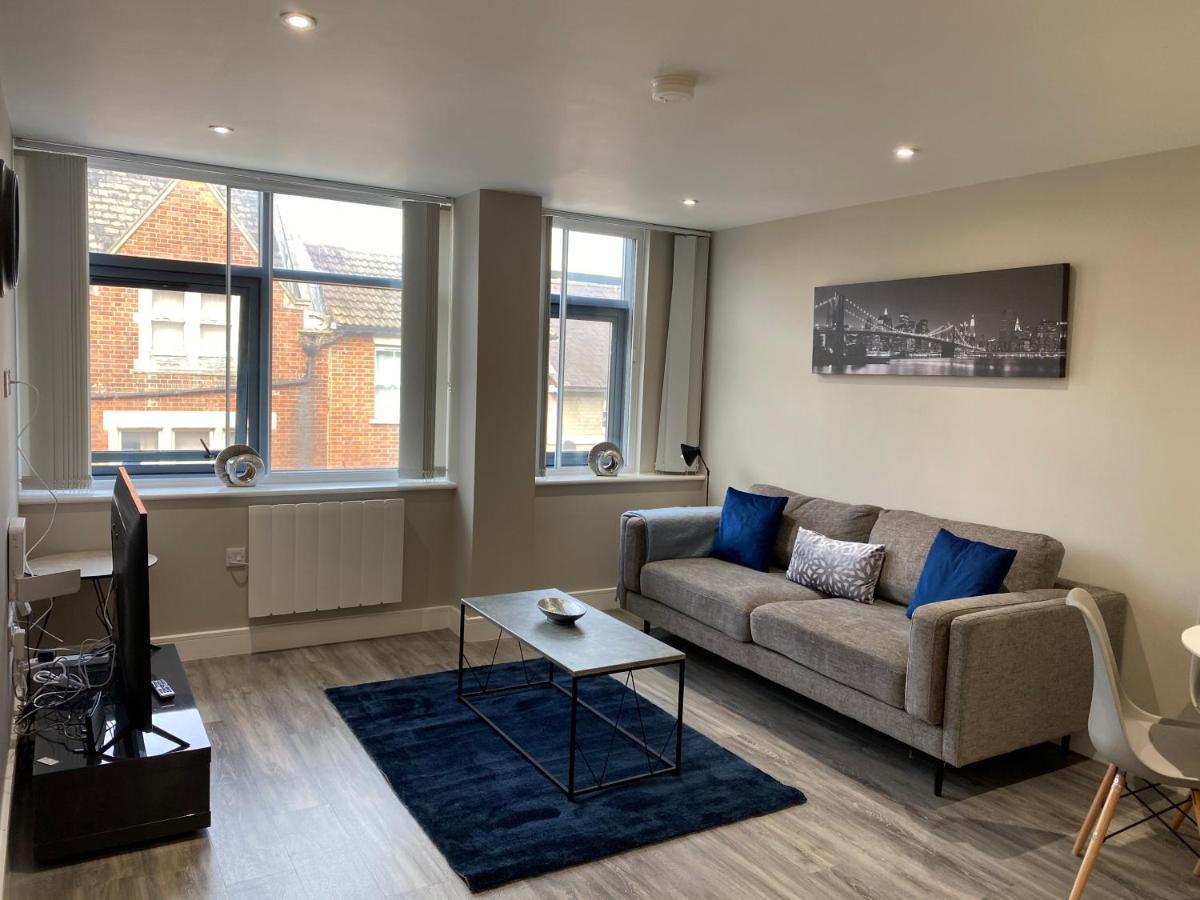 Marie'S Serviced Apartment 1 Bed Citystay, Parking Bedford Exterior photo